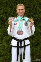 20171101154856_DSC_3829 (2): Martina Kopecká přivezla do Kutné Hory z  Mistrovství světa v Taekwondo šest medailí!  